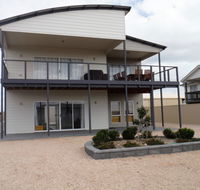 Ocean Swell - Accommodation Directory