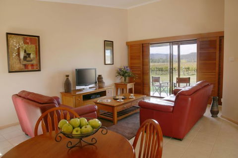 Nightingale Wines Luxury Villas - Accommodation Directory 0