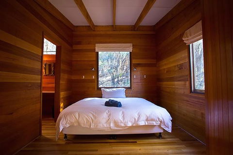 Great Walks Of Australia: 4-Day Freycinet Experience Walk - Accommodation Directory 3