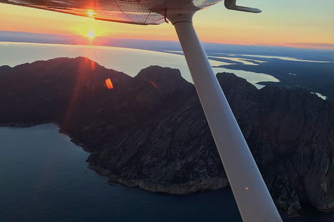 Freycinet Peninsula Or Wineglass Bay Scenic Flight - Accommodation Directory 1
