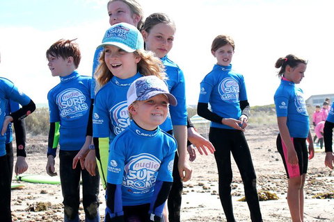 Learn To Surf At Middleton Beach - Accommodation Directory 8