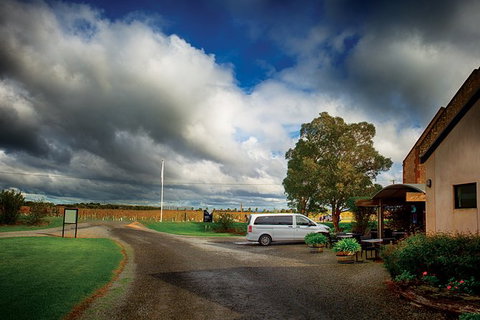 Langhorne Creek Wine Region Small Group Day Trip From Adelaide Or Glenelg - Accommodation Directory 4