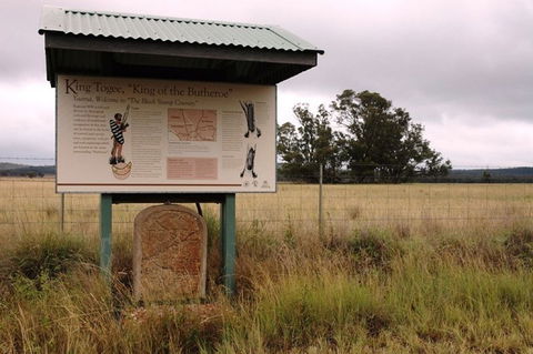 King Togees Grave - Accommodation Directory 0