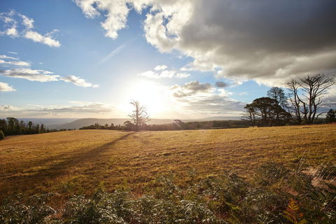 Lady Stonehavens Lookout - Accommodation Directory 2