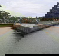 Lock 4 - Accommodation Directory