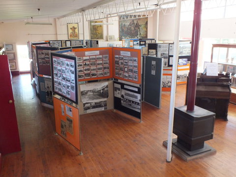 Stewarts Visitor Information And Gallery - Accommodation Directory 2