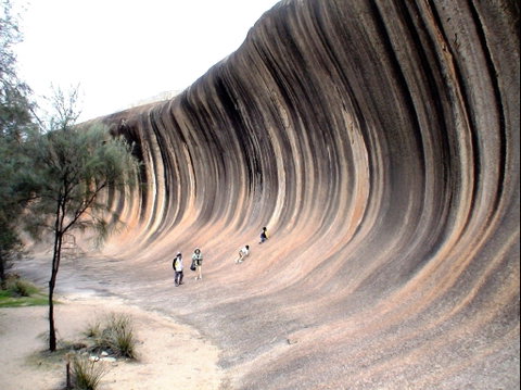 Wave Rock - Accommodation Directory 2