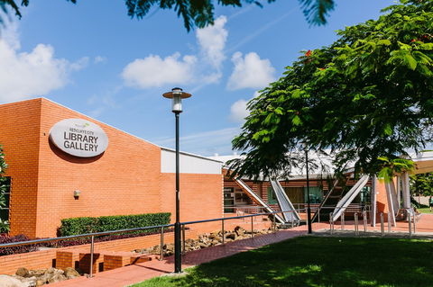 Redcliffe Art Gallery - Accommodation Directory 1