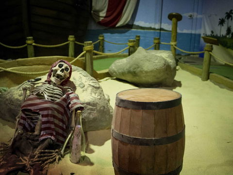 Unreal Mini Golf - Accommodation Directory 1