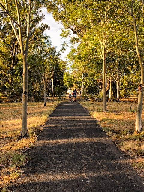 Windmill Walk - Accommodation Directory 2