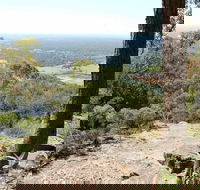 Yellow Rock Lookout - Accommodation Directory