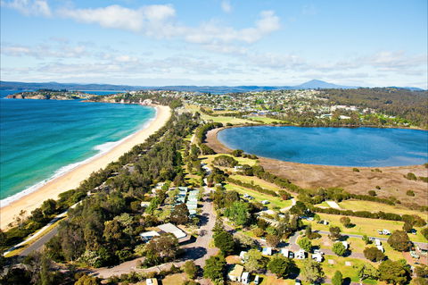 Aslings Beach - Accommodation Directory 1