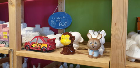 Colour My Pot - Accommodation Directory 2