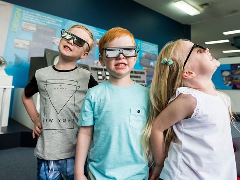 CSIRO Parkes Radio Telescope Visitor Centre - Accommodation Directory 2