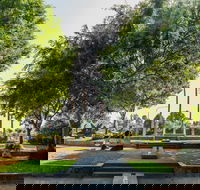 Sculpture Garden Campbelltown - Accommodation Directory