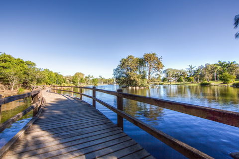 Centenary Lakes Park - Accommodation Directory 0