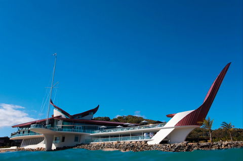 Hamilton Island Yacht Club - Accommodation Directory 2