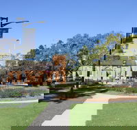 Mawson Park Campbelltown - Accommodation Directory