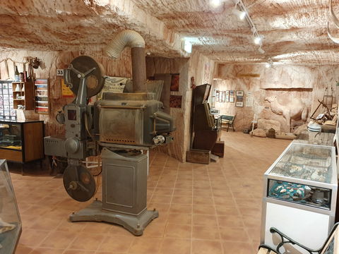 Old Timers Mine & Museum - Self Guided Tour - Accommodation Directory 1