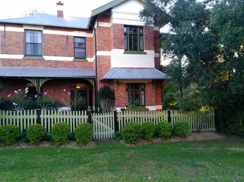 Paterson Self Guided Walk - Accommodation Directory 2