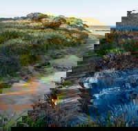 Richmond Beach - Accommodation Directory