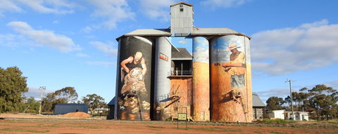Riverina Outdoor Art Trail - Accommodation Directory 0