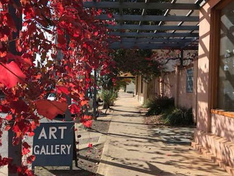 Riverton Light Gallery - Accommodation Directory 0