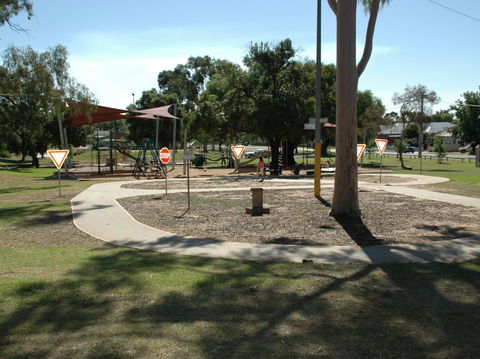 Rutherglen Apex Park - Accommodation Directory 0
