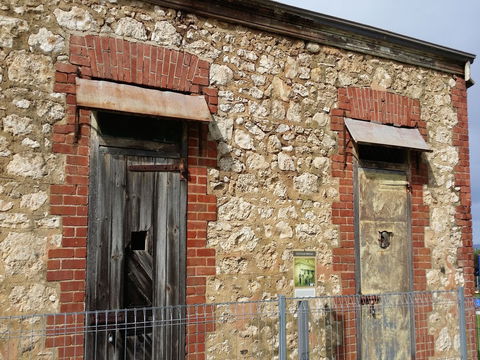 A Walk Back In Time Time Trail - Kingscote - Accommodation Directory 0