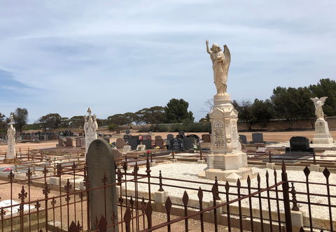 Kadina Cemetery - Accommodation Directory 1