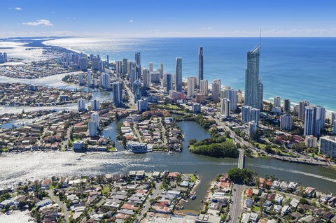 Departure Private Transfers From Gold Coast City To Gold Coast Airport OOL - Accommodation Directory 3