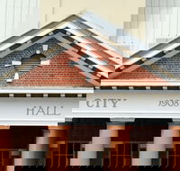 Maryborough City Hall - Accommodation Directory