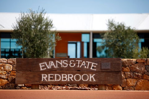 Evans & Tate - Accommodation Directory 1