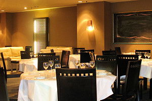 Mango Cafe Bar Restaurant - Accommodation Directory 0