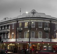 Crows Nest Hotel - Accommodation Directory