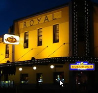 Royal Hotel - Accommodation Directory
