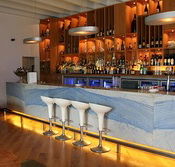 Pontoon Bar - Accommodation Directory