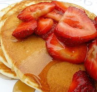 George's On Queen - Accommodation Directory