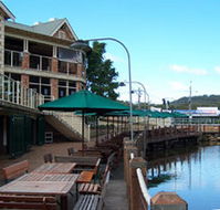 The Woodport Inn - Accommodation Directory