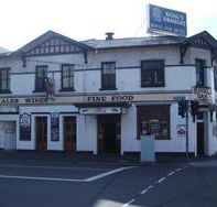 The Royal Oak - Accommodation Directory