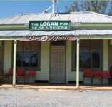 The Logan Pub - Accommodation Directory