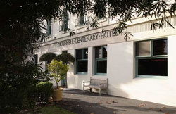 O'Connells Centenary Hotel - Accommodation Directory 1