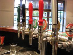 Mayfair Tavern & Bottleshop - Accommodation Directory 2