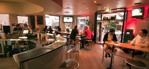 Roxbury Hotel - Accommodation Directory 0