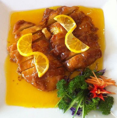 Chives Chinese & Thai Seafood Restaurant - Accommodation Directory 0