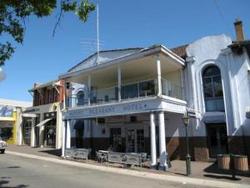 Mount Pleasant Hotel - Accommodation Directory 0
