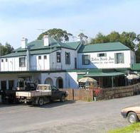 Robin Hood Hotel - Accommodation Directory