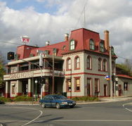 The Grand Hotel Healesville - Accommodation Directory