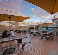 The Hawthorn Hotel - Accommodation Directory