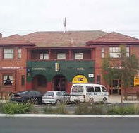 Commercial Hotel Hayfield - Accommodation Directory
